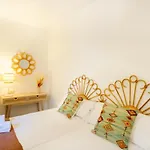 Banus - Golden
