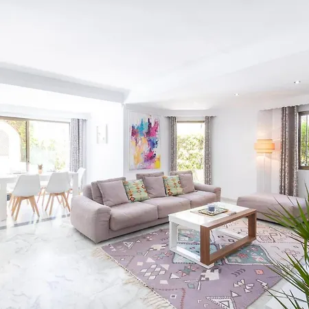 Golden By Acomodation Appartamento Marbella